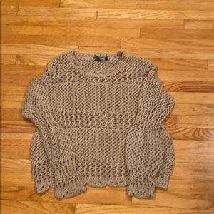 Women’s Wheat Knit Sweater . Size M